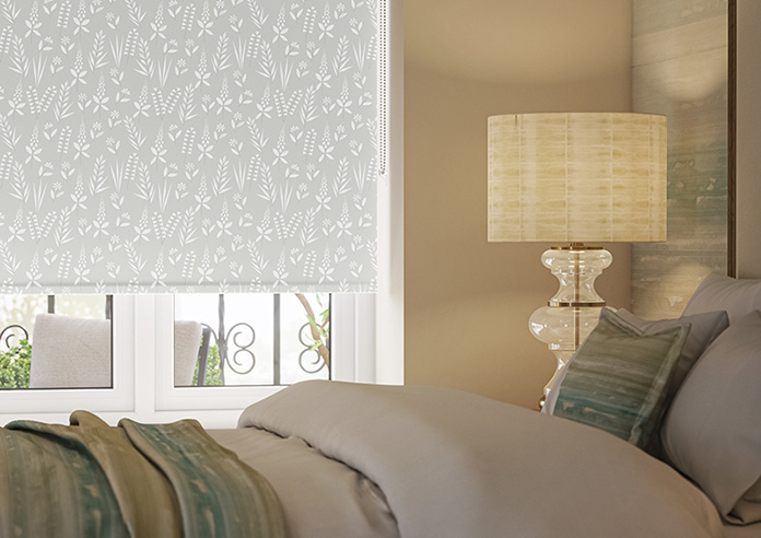 Woodland Phlox, Grey - Twist&Fit Roller Blind - Image 5